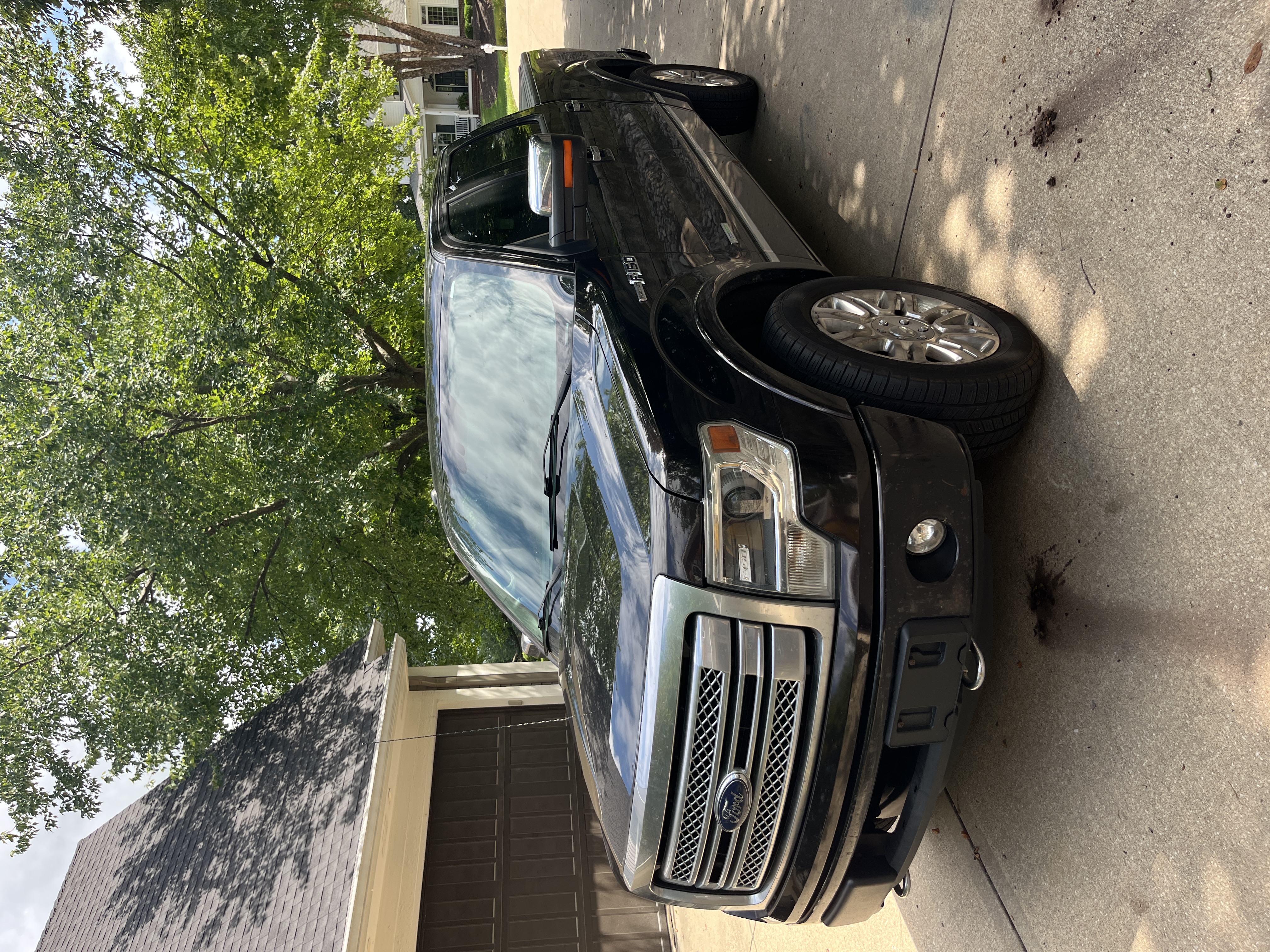 Used 2013 Ford F150 Platinum AWD/4WD image 4