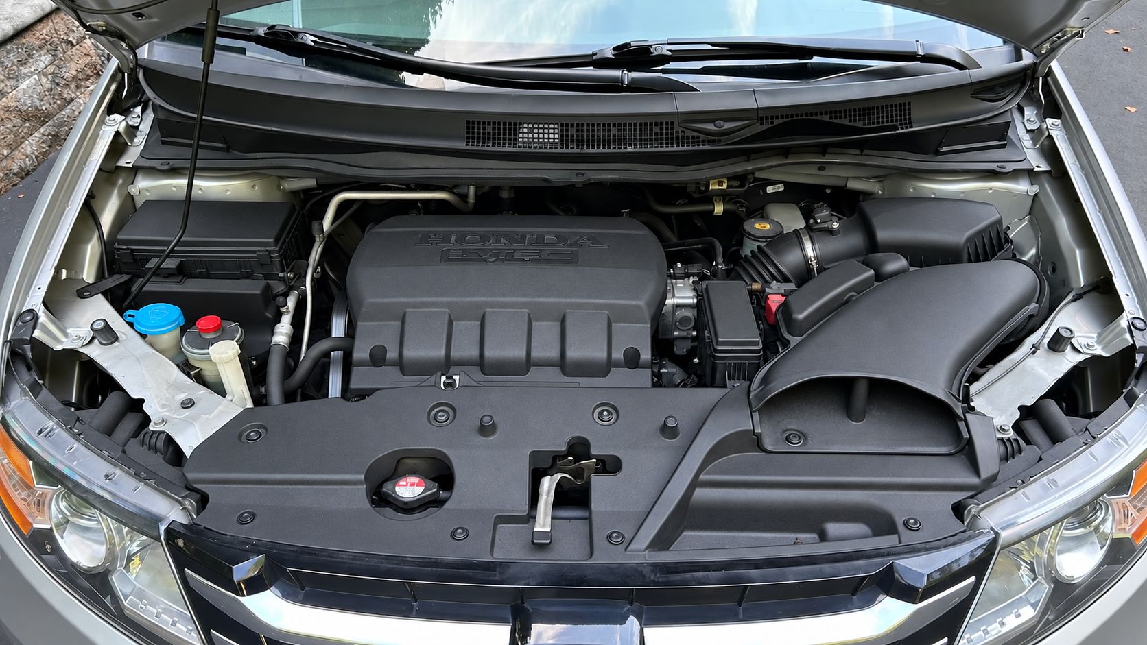 Used 2014 Honda Odyssey EX-L image 16