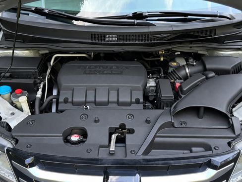 Used 2014 Honda Odyssey EX-L image 16
