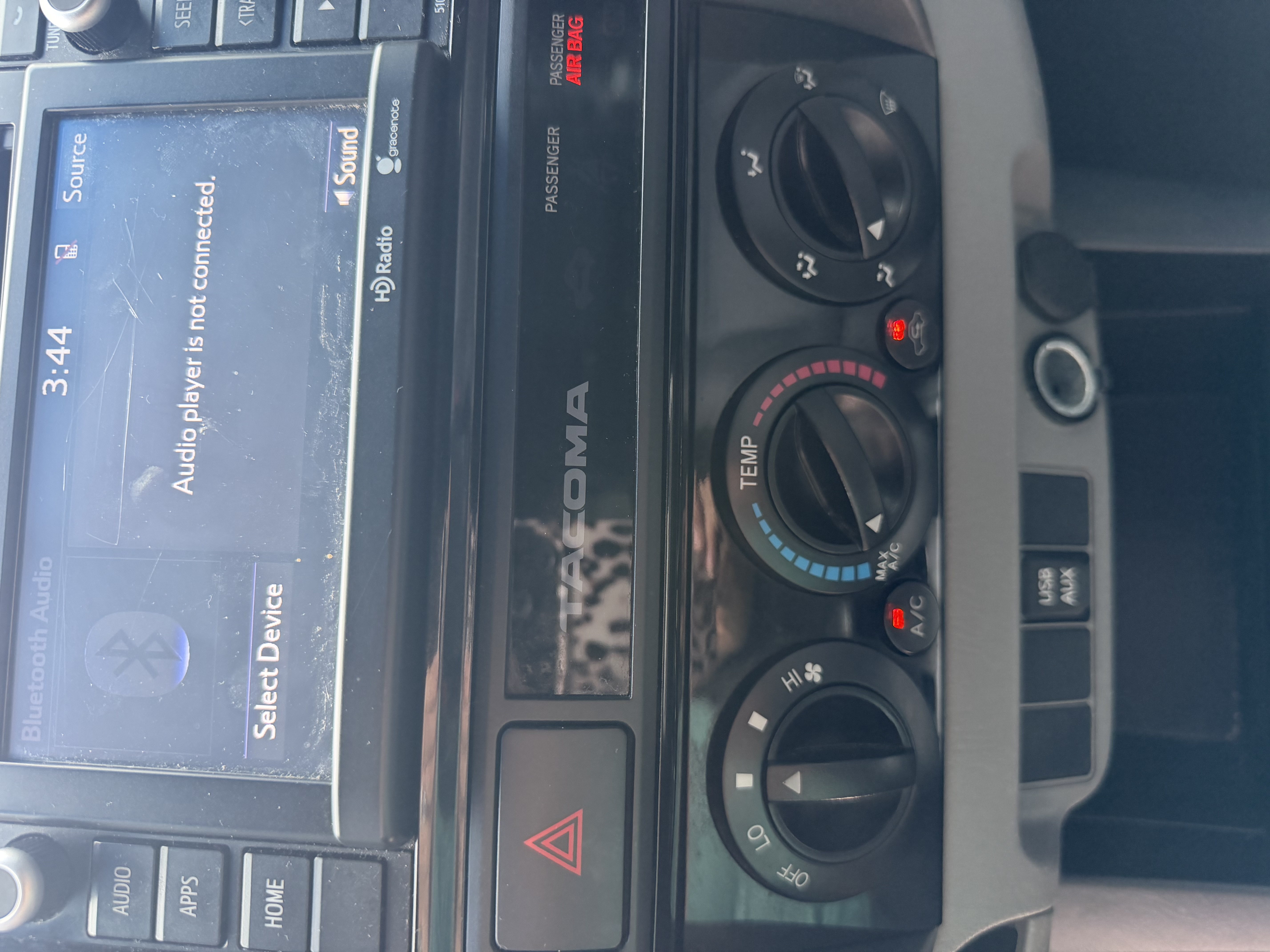 Used 2015 Toyota Tacoma PreRunner w/ TRD Sport Package RWD image 14