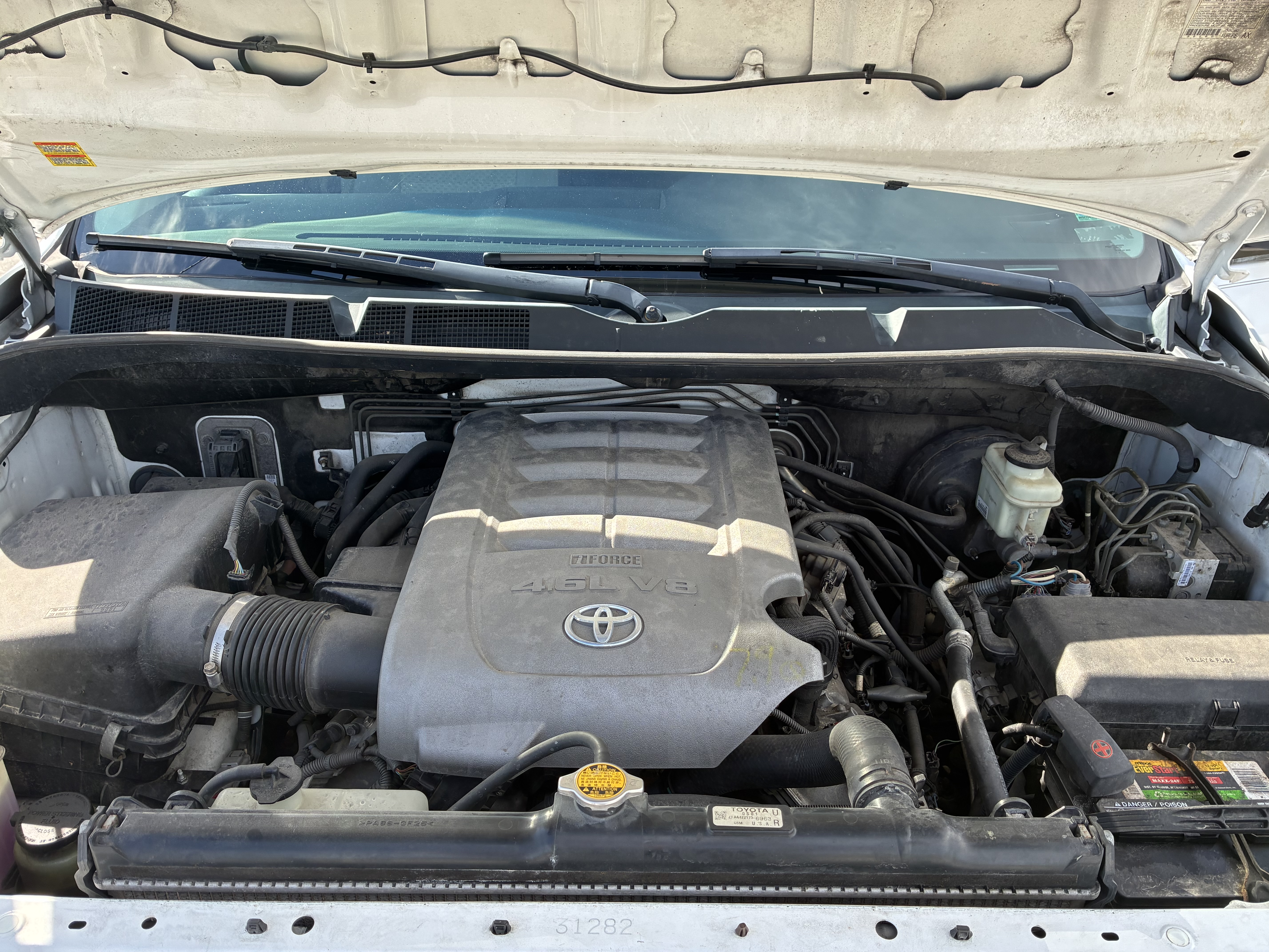 Used 2010 Toyota Tundra 4x4 Double Cab w/ TRD Off-Road Pkg image 16