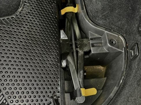 Used 2017 Nissan Murano S w/ Navigation Package image 18