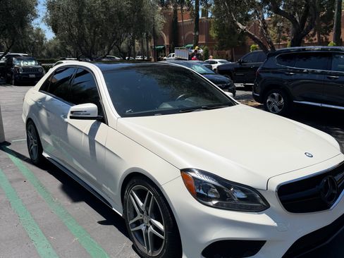 Used 2016 Mercedes-Benz E 350 Sedan image 4