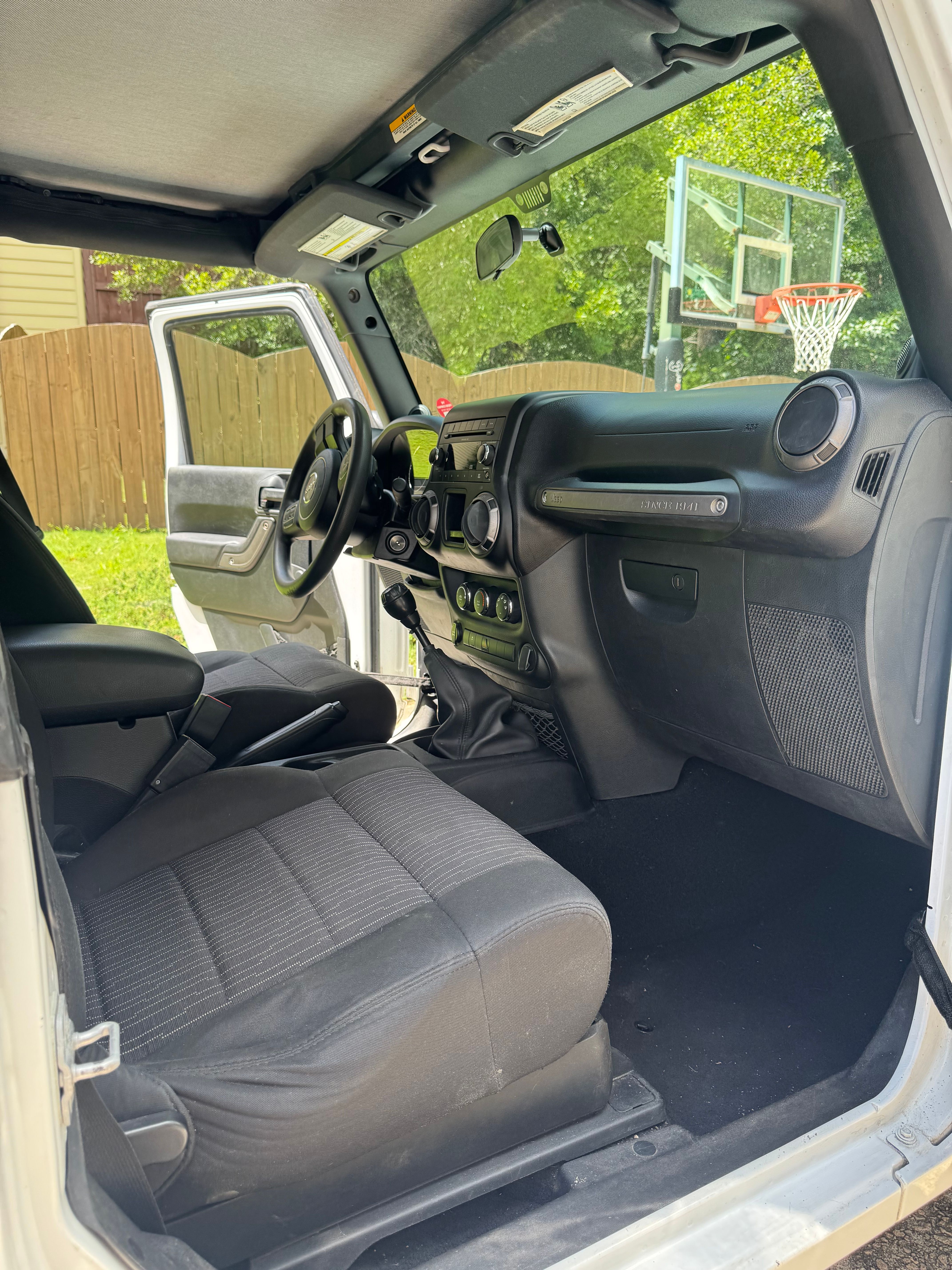 Used 2011 Jeep Wrangler Sport AWD/4WD image 14