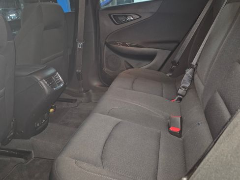 Used 2018 Chevrolet Malibu LT image 15