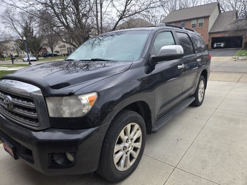 Used 2011 Toyota Sequoia Platinum image 13