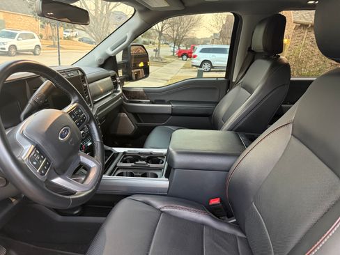 Used 2024 Ford F350 Lariat w/ Lariat Ultimate Package image 5