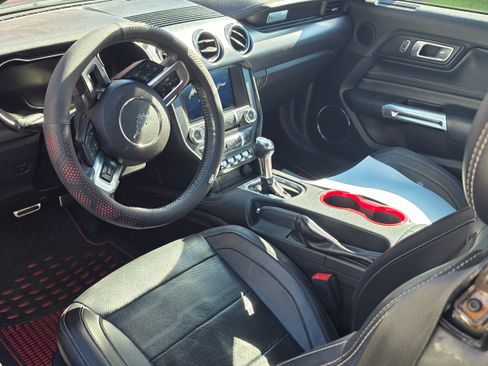 Used 2018 Ford Mustang Premium w/ Equipment Group 201A RWD image 3