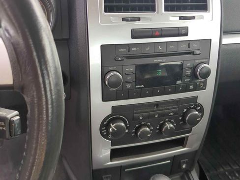 Used 2010 Dodge Charger R/T image 9