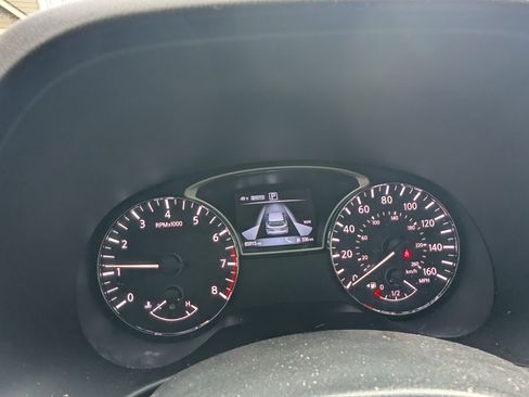 Used 2016 Nissan Pathfinder Platinum image 6