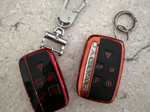 Used 2018 Jaguar F-PACE S image 17