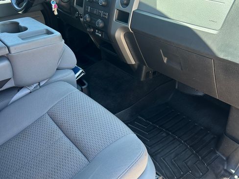 Used 2012 Ford F150 XLT w/ XLT Chrome Pkg RWD image 9