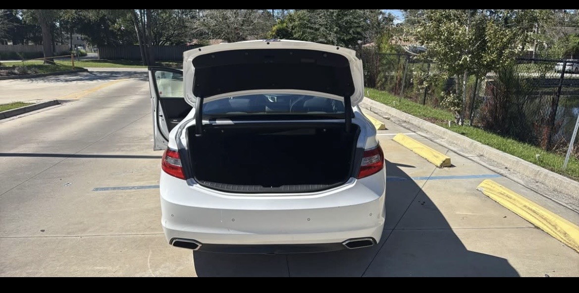 Used 2017 Hyundai Azera Limited FWD image 15