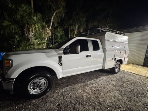 Used 2021 Ford F250 XL w/ Power Equipment Group image 11