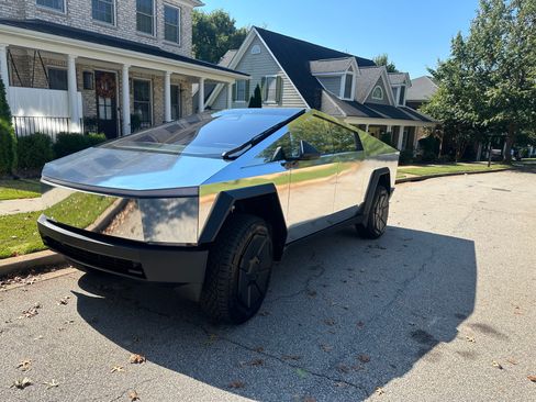 Used 2024 Tesla Cybertruck Cyberbeast image 5