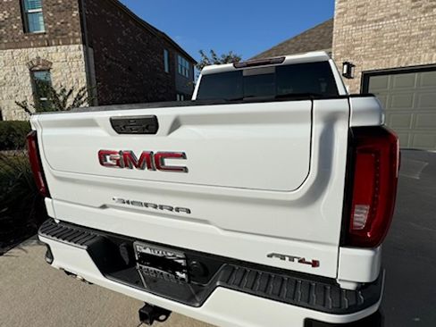 Used 2022 GMC Sierra 1500 AT4 w/ AT4 Preferred Package image 4