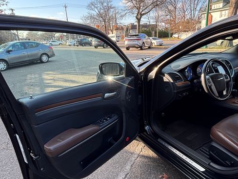 Used 2013 Chrysler 300 C w/ Beats Audio Group image 13