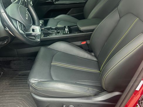 Used 2025 Kia K5 GT FWD image 9