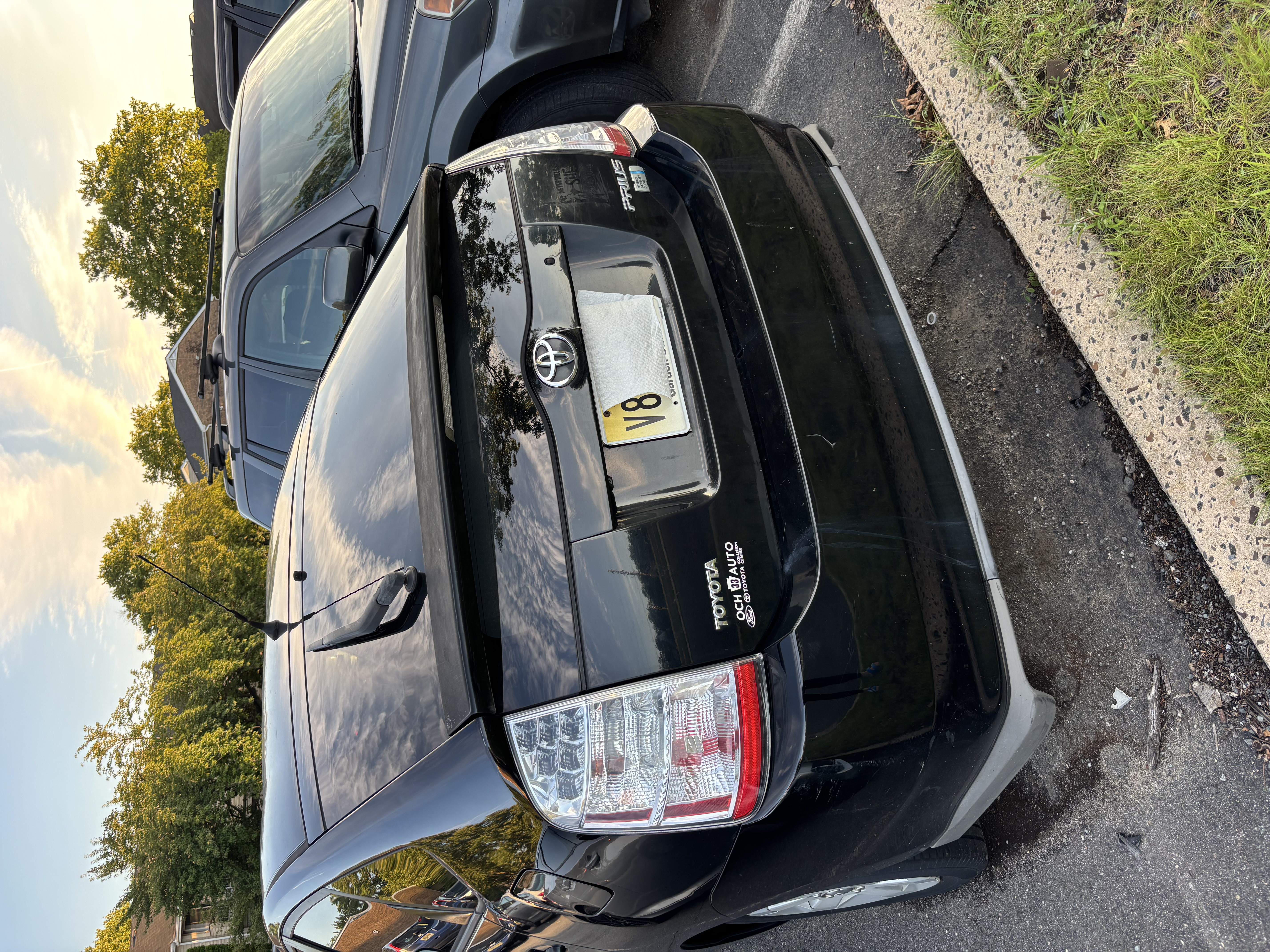 Used 2009 Toyota Prius FWD image 2
