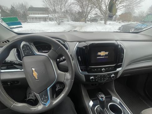Used 2019 Chevrolet Traverse LT image 8