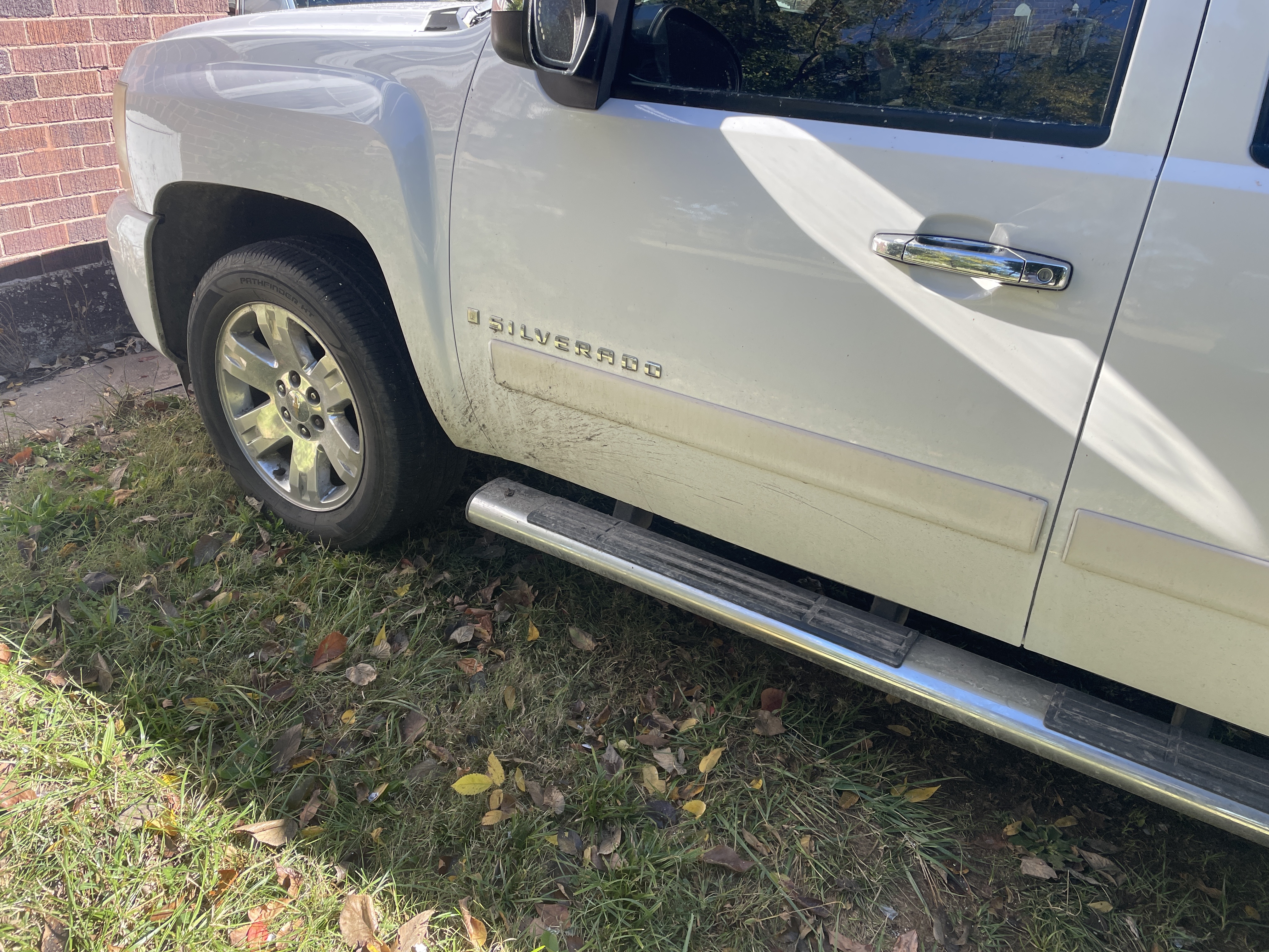 Used 2008 Chevrolet Silverado 1500 LTZ AWD/4WD image 6