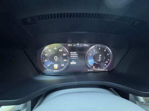 Used 2020 Volvo S60 T5 Momentum FWD image 6