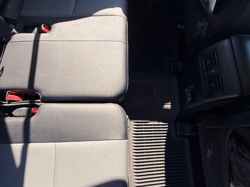 Used 2020 Toyota 4Runner SR5 Premium w/ Moonroof Package image 16