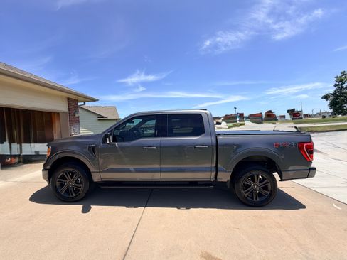 Used 2022 Ford F150 XLT w/ Equipment Group 302A High AWD/4WD image 5