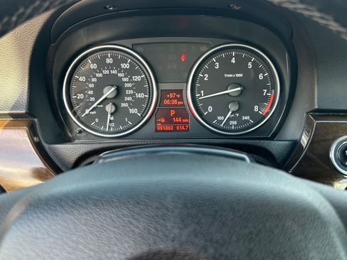 Used 2011 BMW 328i Convertible RWD image 12