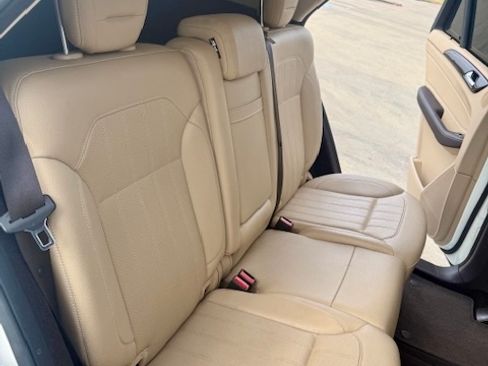 Used 2018 Mercedes-Benz GLE 350 350 Sport Utility 4D image 23