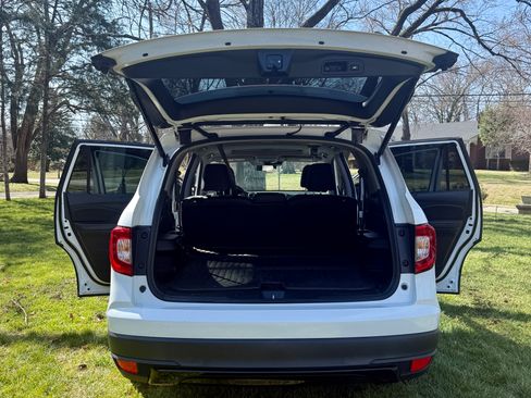 Used 2022 Honda Pilot Special Edition image 11