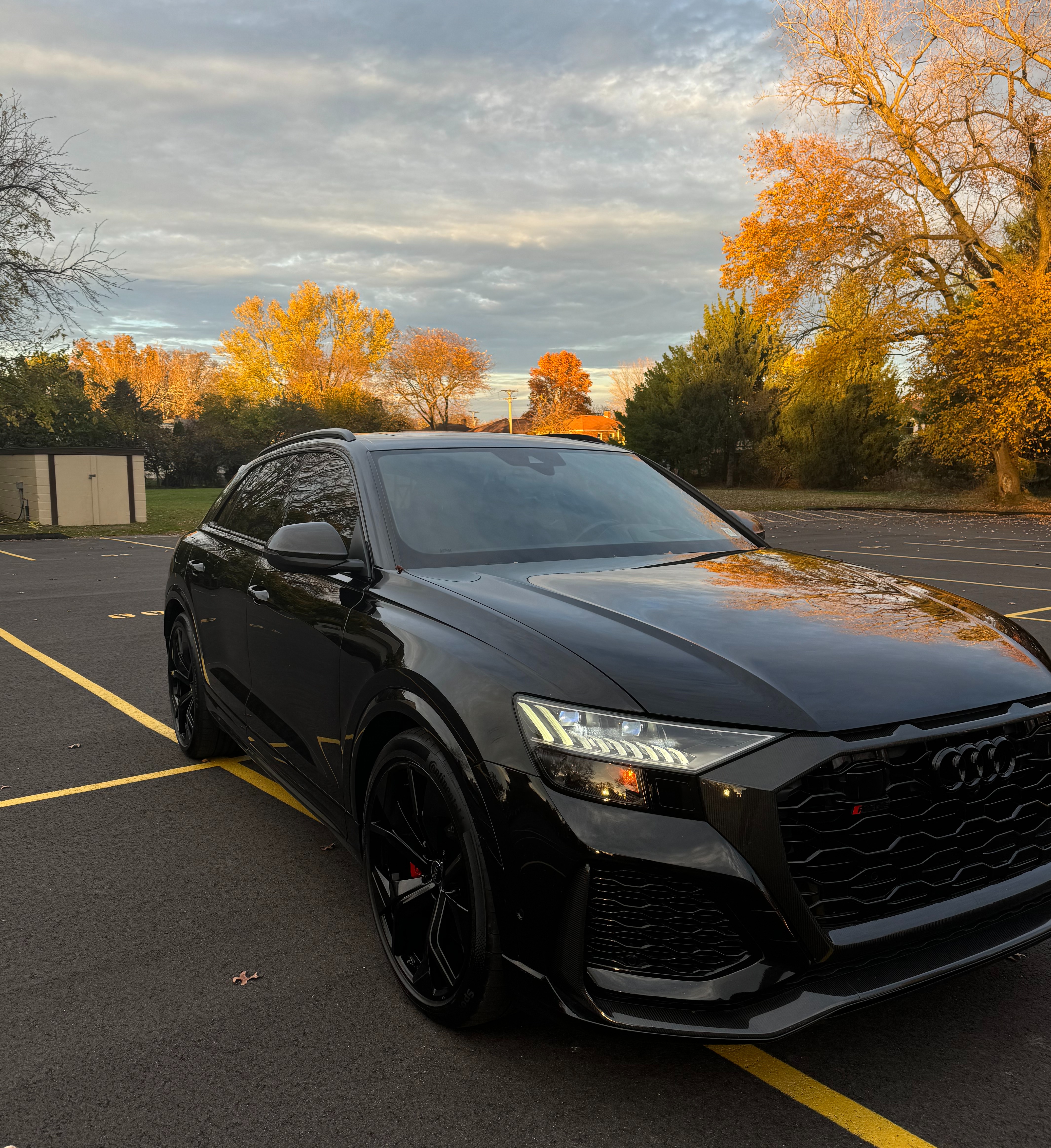 Used 2021 Audi RS Q8 w/ Carbon Optic Package AWD/4WD image 5