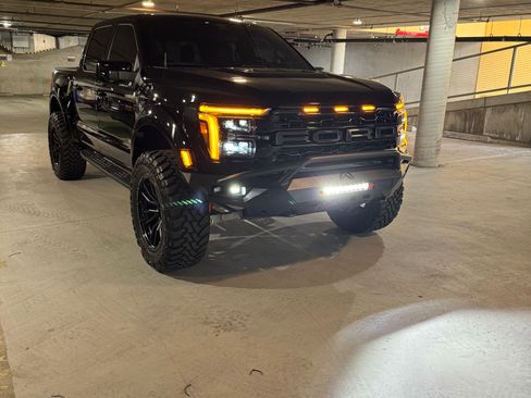 Used 2025 Ford F150 Raptor AWD/4WD image 1