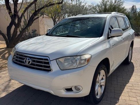 Used 2010 Toyota Highlander Limited image 1