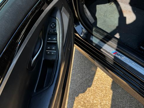 Used 2015 BMW M5 RWD image 12