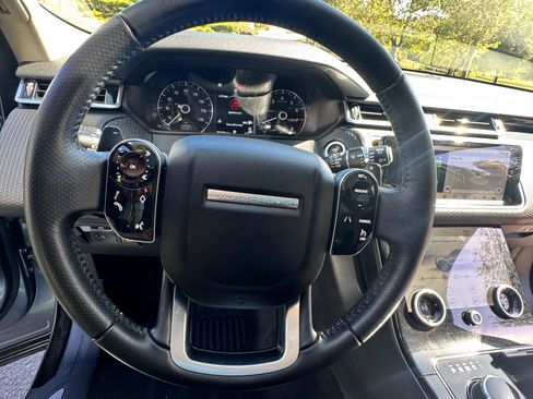 Used 2018 Land Rover Range Rover Velar S AWD/4WD image 20