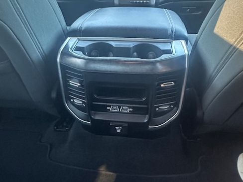 Used 2021 RAM 1500 Big Horn image 17