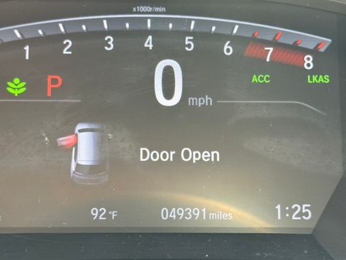 Used 2020 Honda CR-V LX image 29