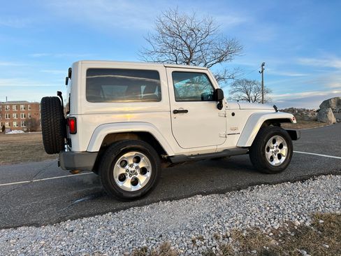 Used 2013 Jeep Wrangler Sahara w/ Dual Top Group image 5