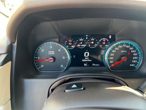 Used 2017 GMC Yukon Denali w/ Open Road Package image 6