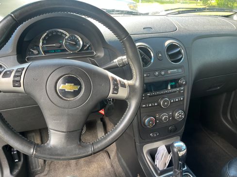 Used 2011 Chevrolet HHR LT w/ LT Preferred Equipment Group FWD image 2