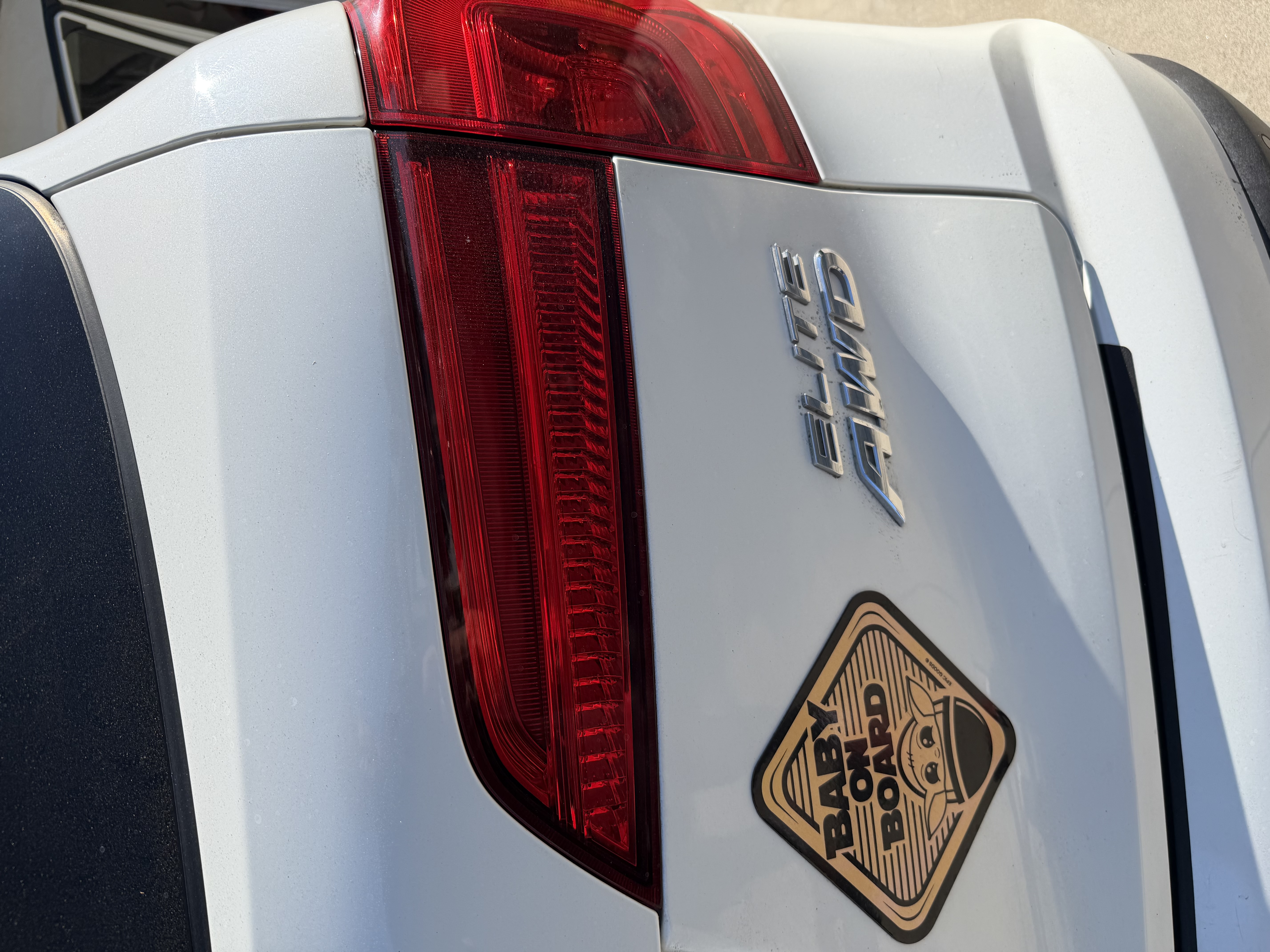 Used 2016 Honda Pilot Elite image 8