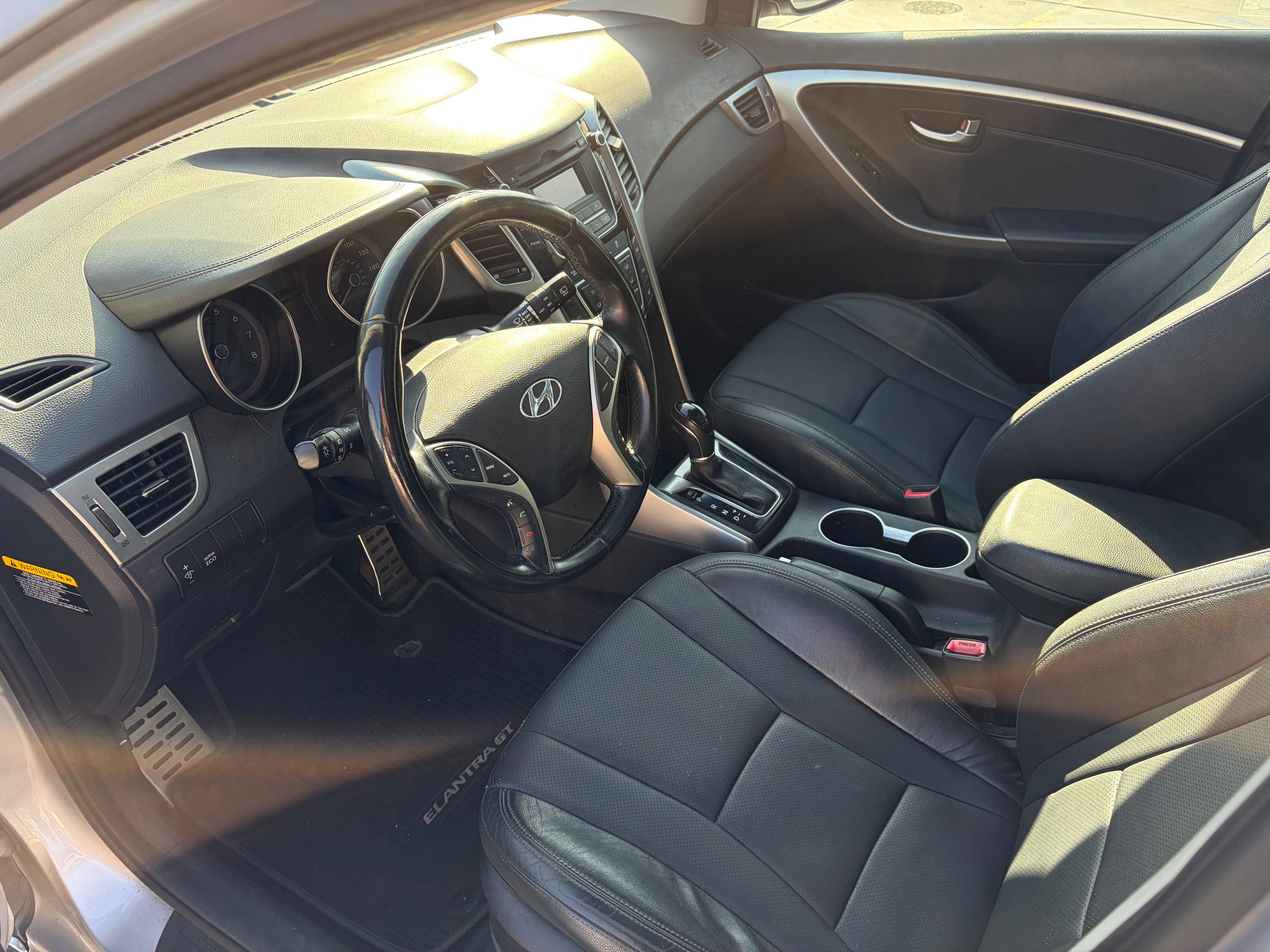 Used 2013 Hyundai Elantra GT w/ Style Pkg FWD image 8