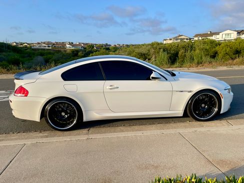 Used 2010 BMW M6 Coupe image 9