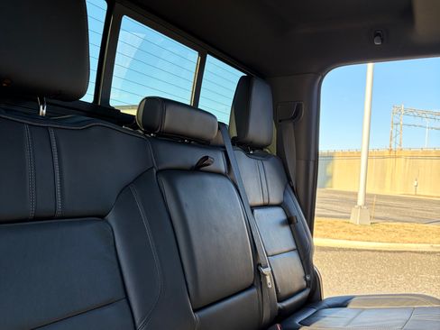 Used 2020 Chevrolet Silverado 2500 High Country w/ Z71 Off-Road Package image 11