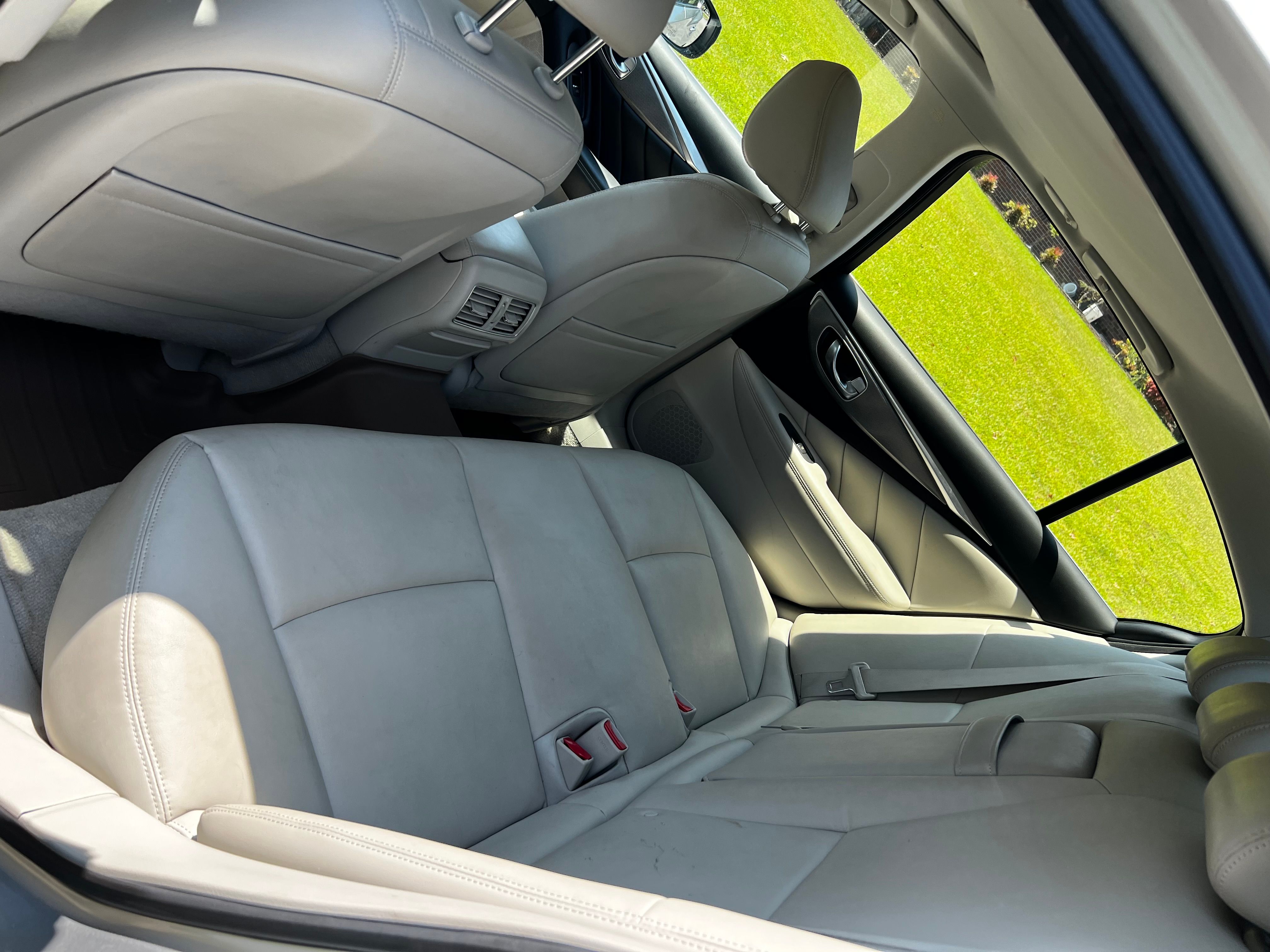 Used 2014 INFINITI Q50 Premium w/ Navigation Package RWD image 13