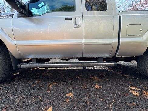 Used 2012 Ford F350 Lariat w/ Chrome Pkg image 14