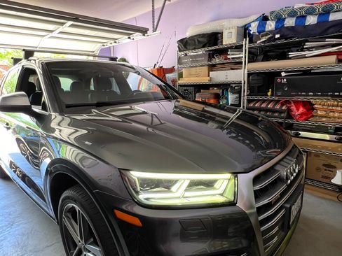 Used 2018 Audi SQ5 Premium Plus w/ Navigation Package image 13