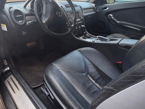 Used 2008 Mercedes-Benz SLK 350 image 8