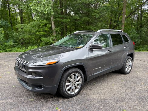 Used 2015 Jeep Cherokee Limited w/ Luxury Group FWD image 1